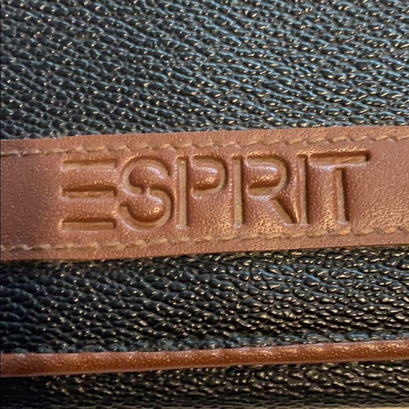 Wallet - Picture 2 of 9